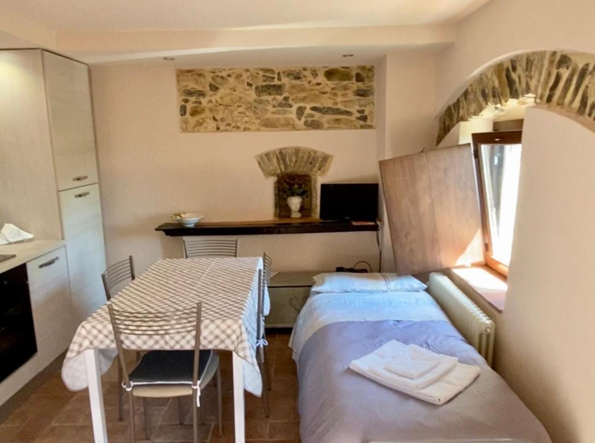 Apartament Casa Dell'Angelo Castelnuovo Magra Zewnętrze zdjęcie