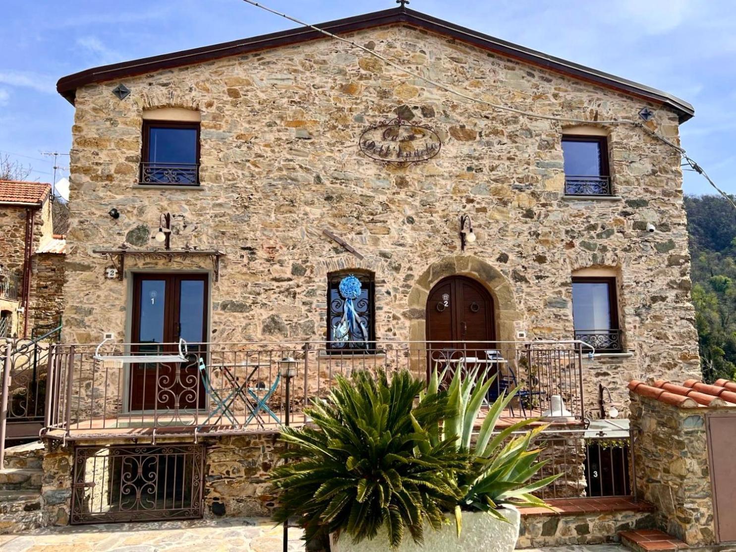 Apartament Casa Dell'Angelo Castelnuovo Magra Zewnętrze zdjęcie