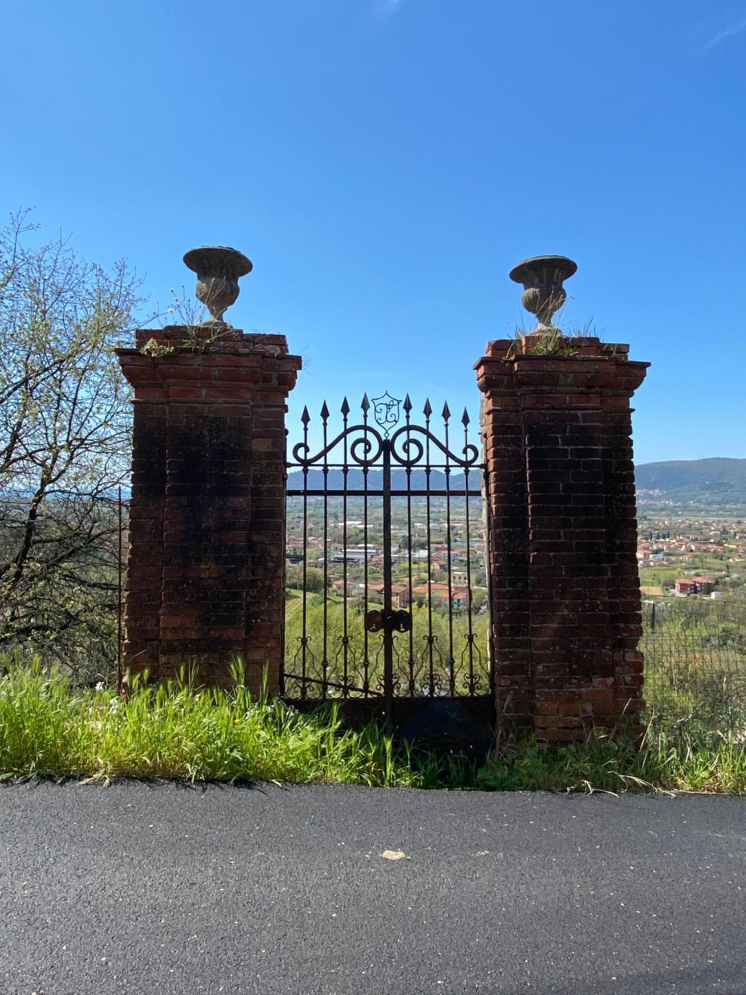 Apartament Casa Dell'Angelo Castelnuovo Magra Zewnętrze zdjęcie